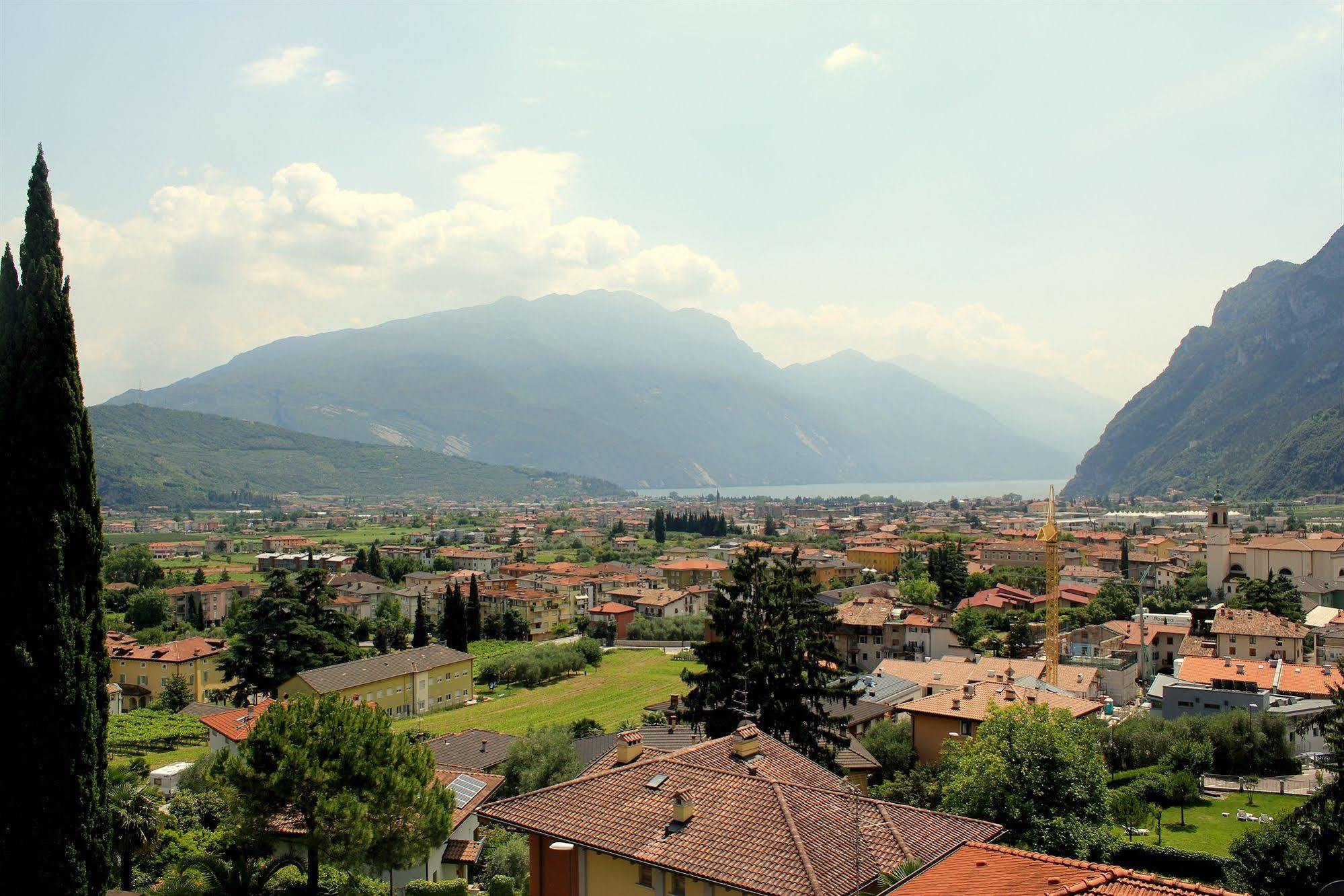 Villa Mazzano Riva del Garda Exterior photo